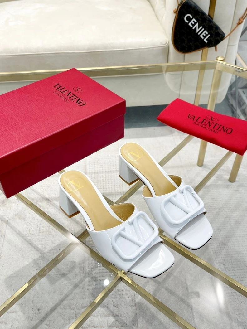 ModernLook Vxlxntino Slippers 230010
