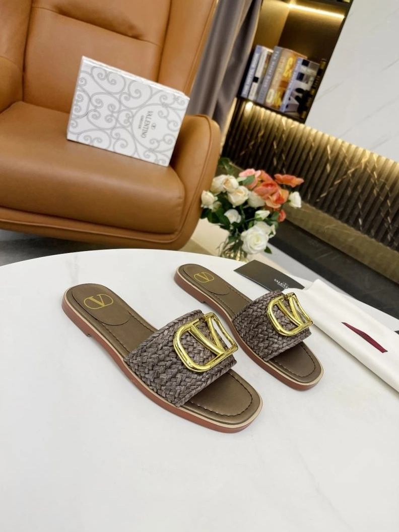 Fashionable Vxlxntino Slippers 230013
