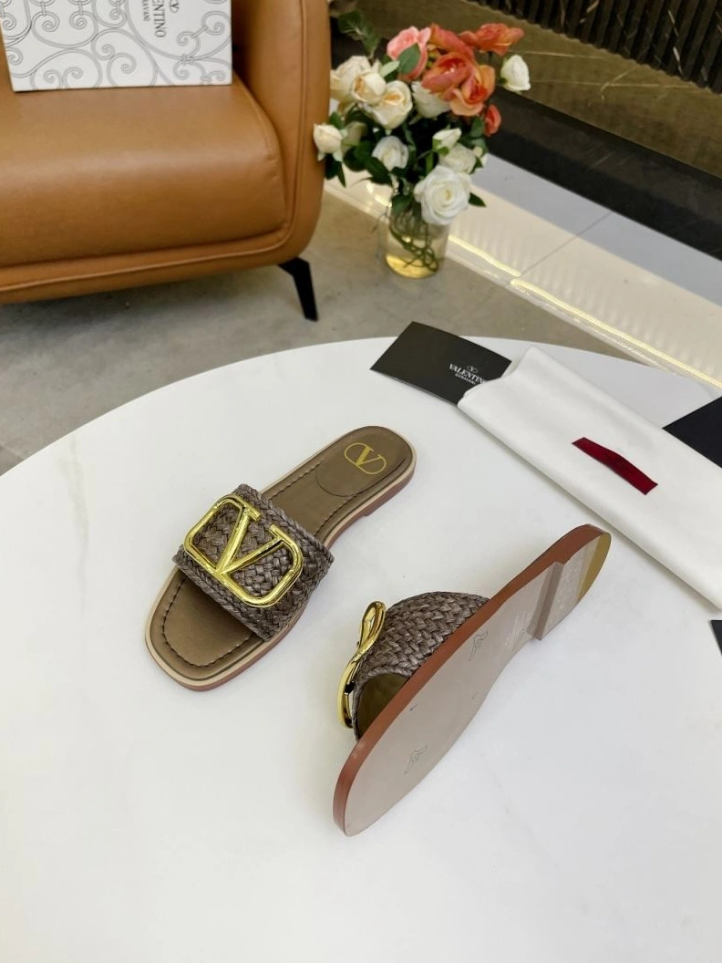 Fashionable Vxlxntino Slippers 230013