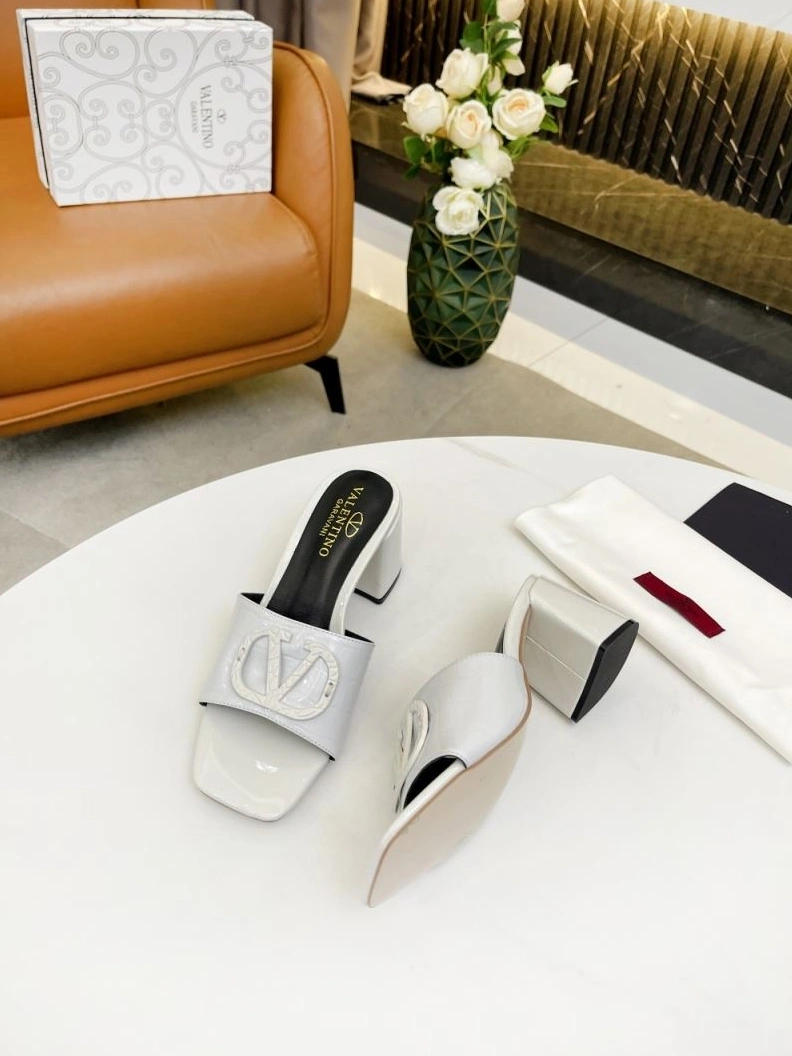 Cozy Vxlxntino Slippers 229988