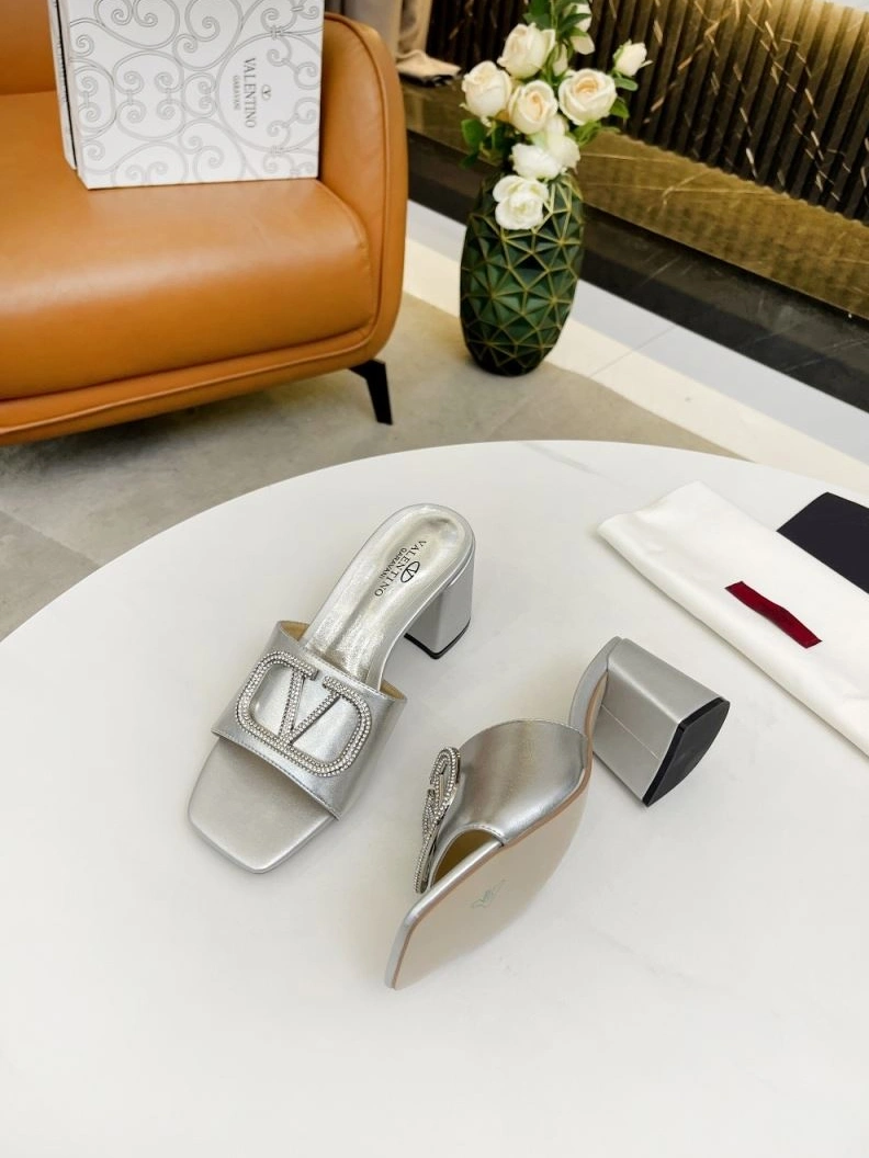UrbanStyle Vxlxntino Slippers 229990