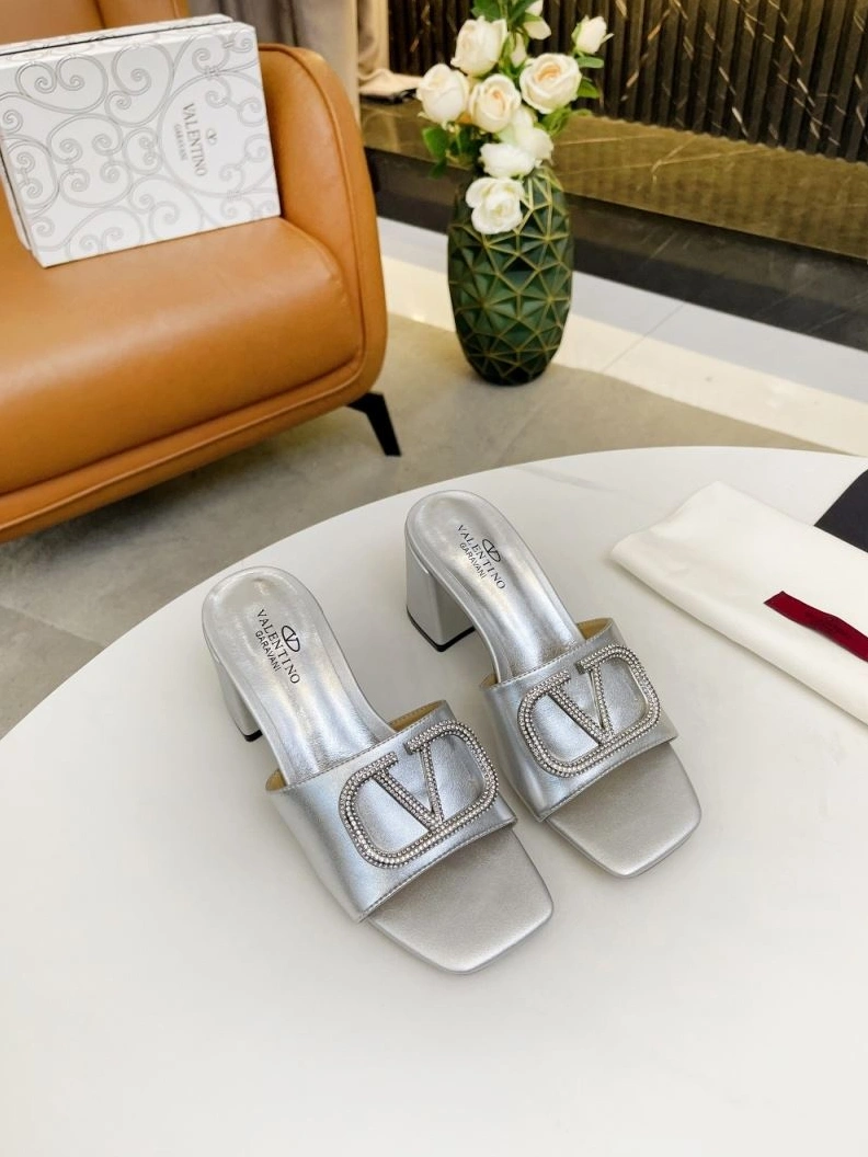 UrbanStyle Vxlxntino Slippers 229990