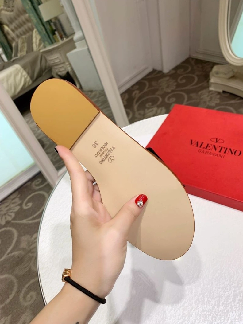 Bright Vxlxntino Slippers 229987
