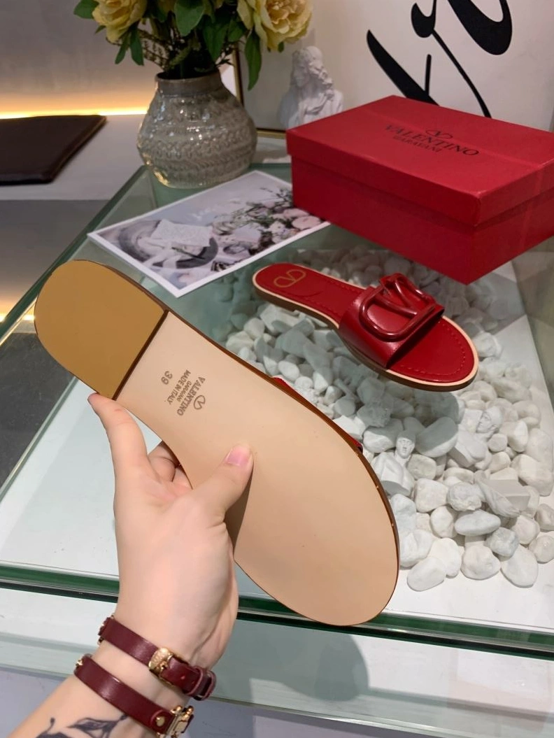 Resilient Vxlxntino Slippers 229983