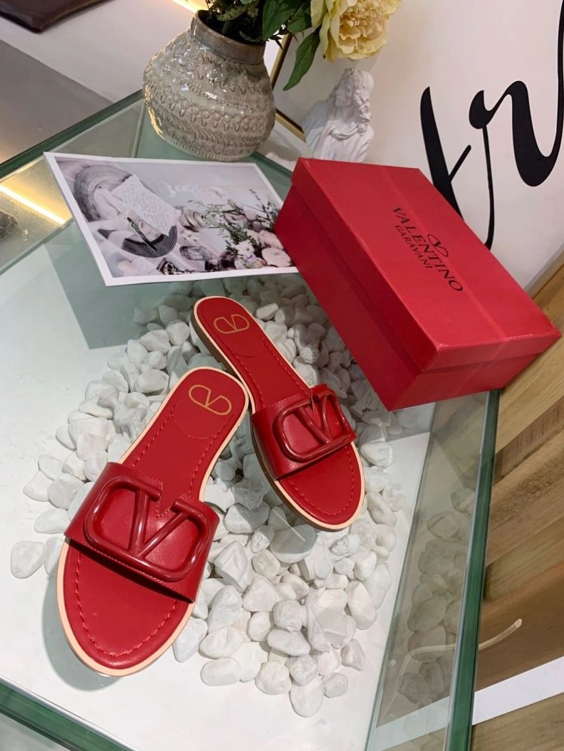 Resilient Vxlxntino Slippers 229983