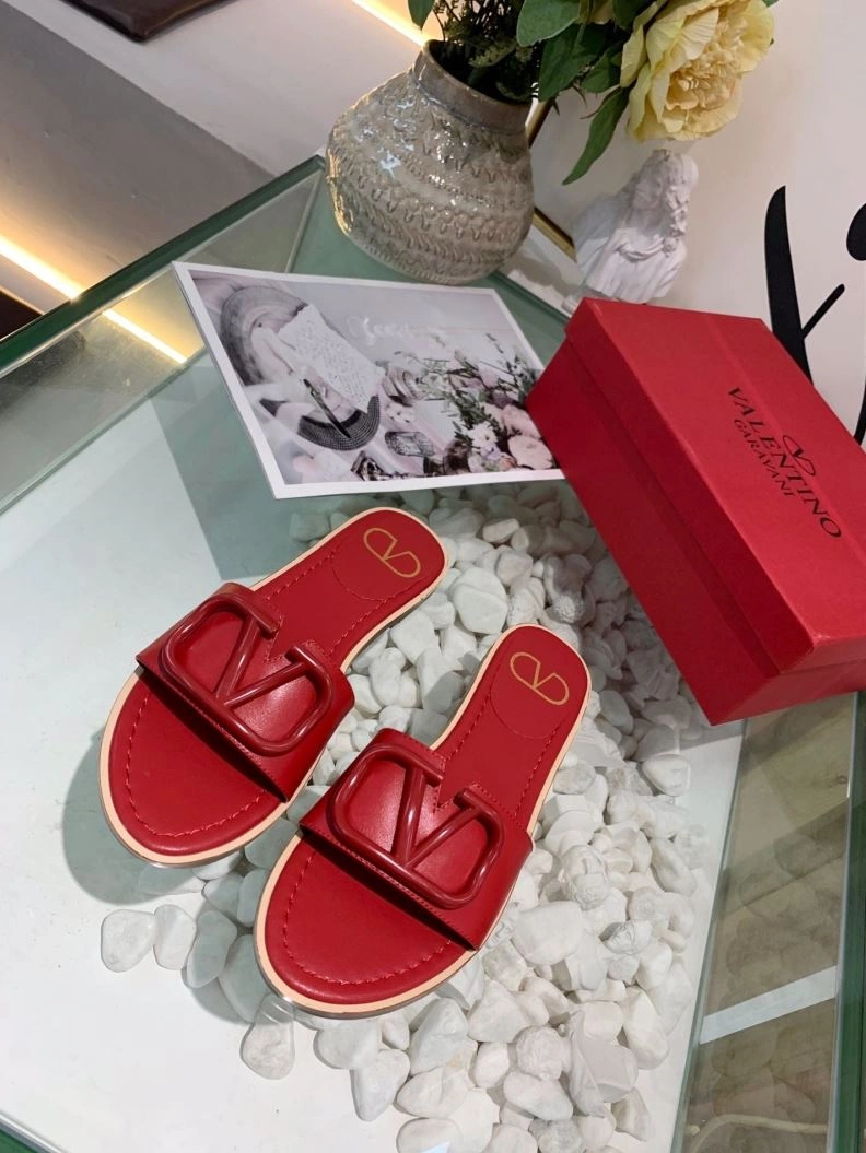 Resilient Vxlxntino Slippers 229983