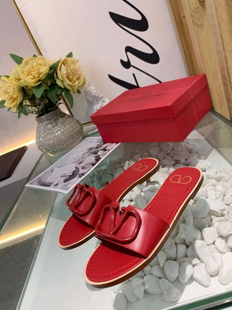 Resilient Vxlxntino Slippers 229983