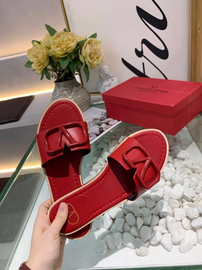 Resilient Vxlxntino Slippers 229983