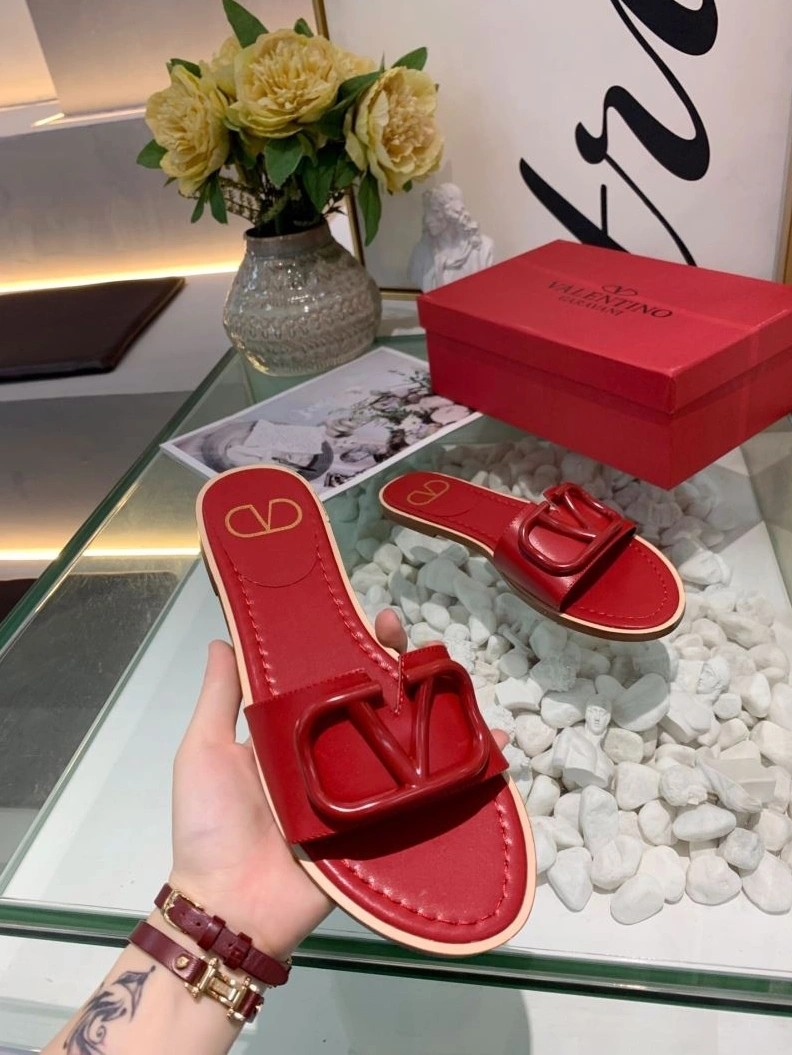 Resilient Vxlxntino Slippers 229983