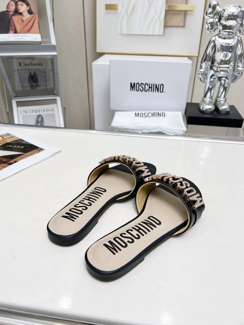 ModernLook Othxr Slippers 213155