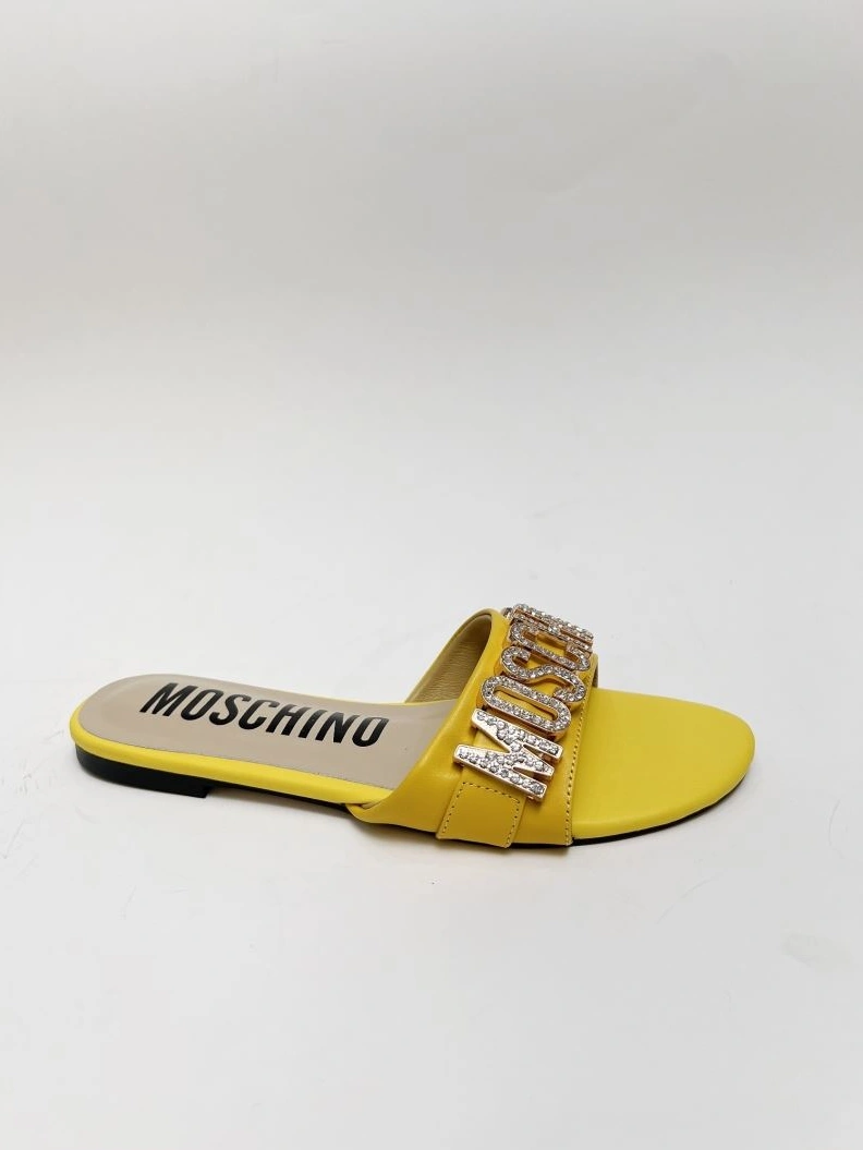 Resilient Othxr Slippers 213143