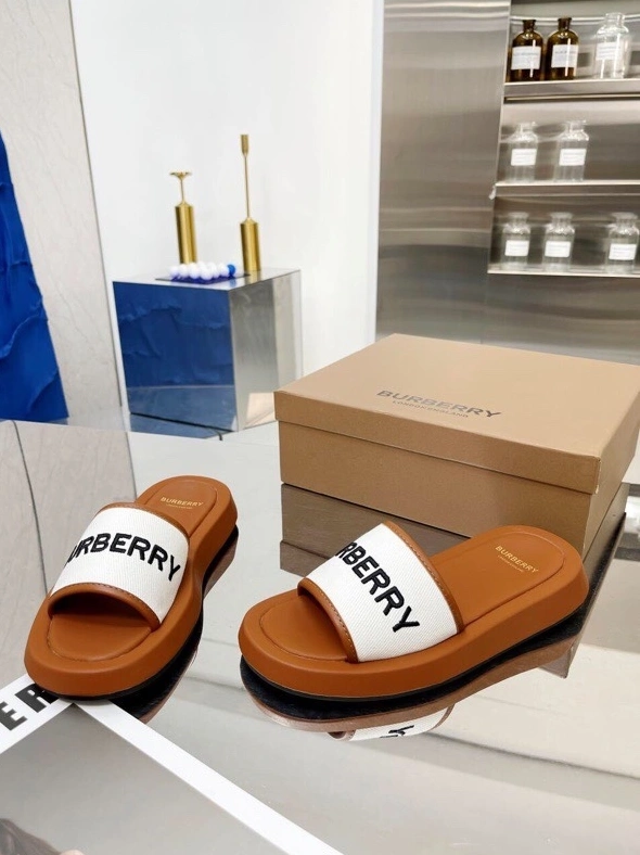 Bxrbxrry Slippers Vibrant 114948