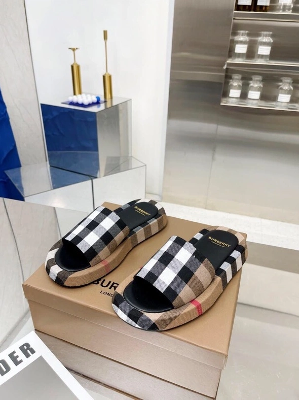 Bxrbxrry Slippers NewStyle 114947