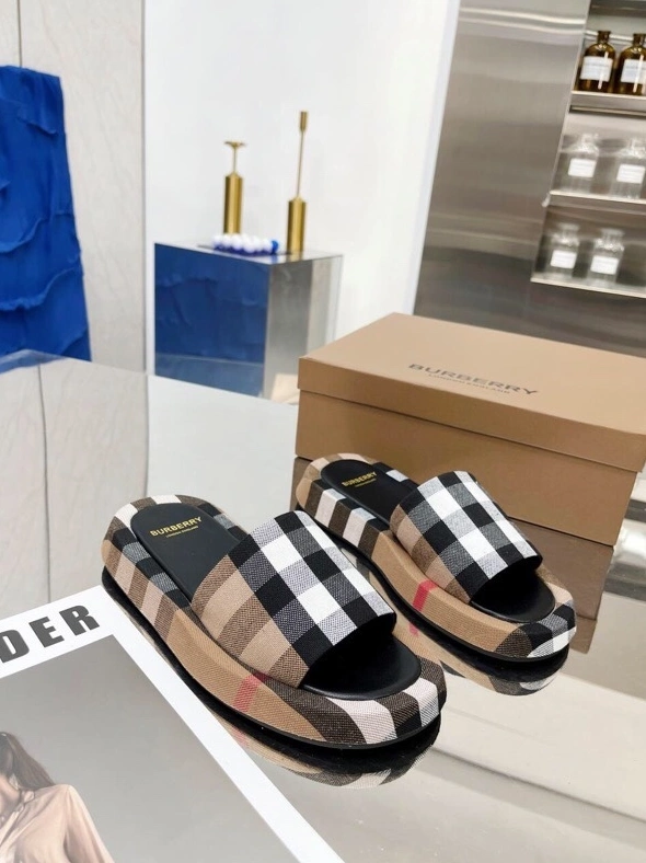 Bxrbxrry Slippers NewStyle 114947