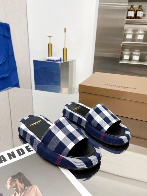 Popular Bxrbxrry Slippers 114946