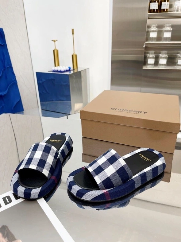 Popular Bxrbxrry Slippers 114946