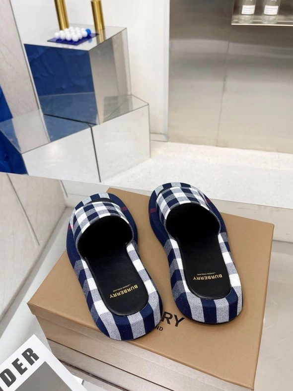 Popular Bxrbxrry Slippers 114946