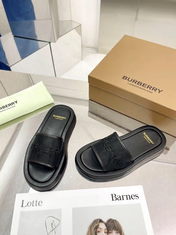 Modern Bxrbxrry Slippers 114944