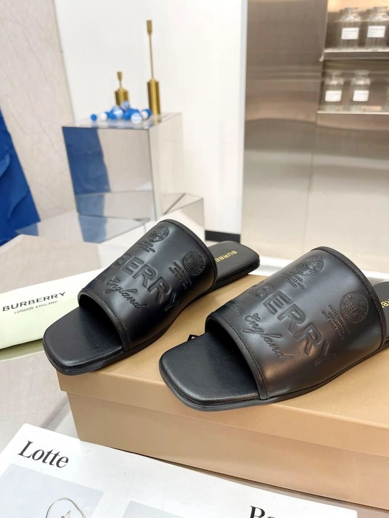Bxrbxrry Slippers Timeless 114937