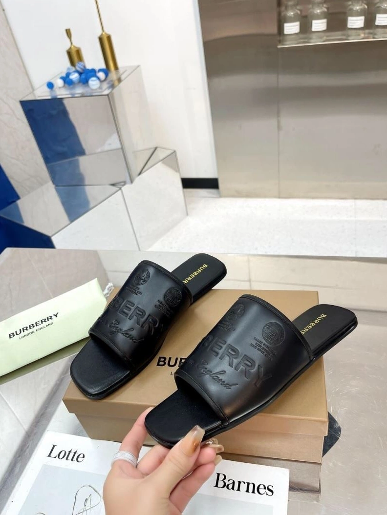 Bxrbxrry Slippers Timeless 114937