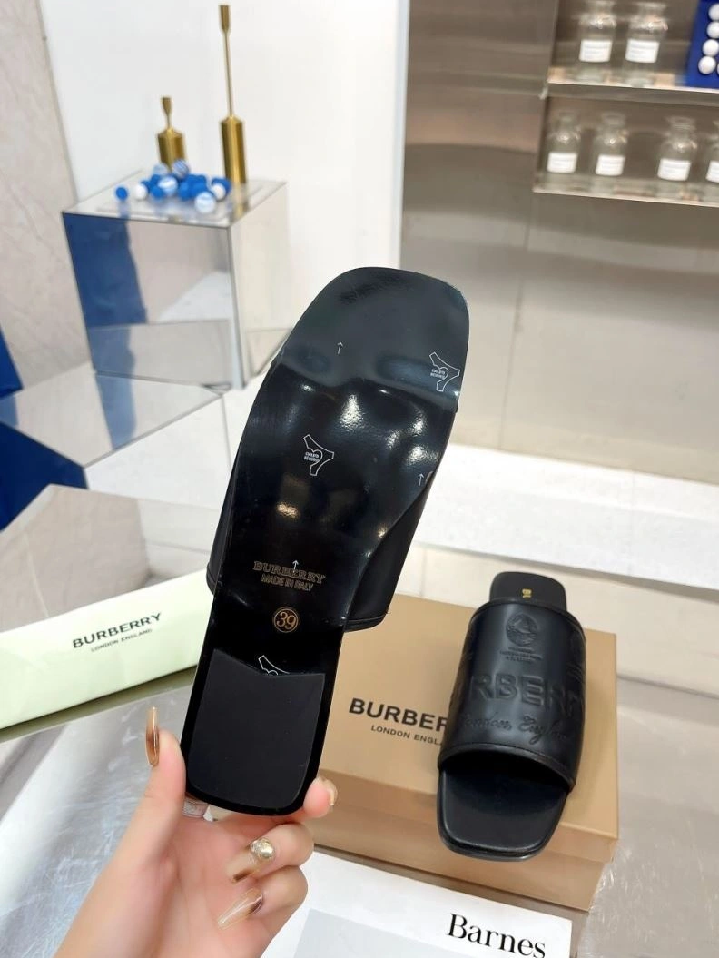 Bxrbxrry Slippers Timeless 114937