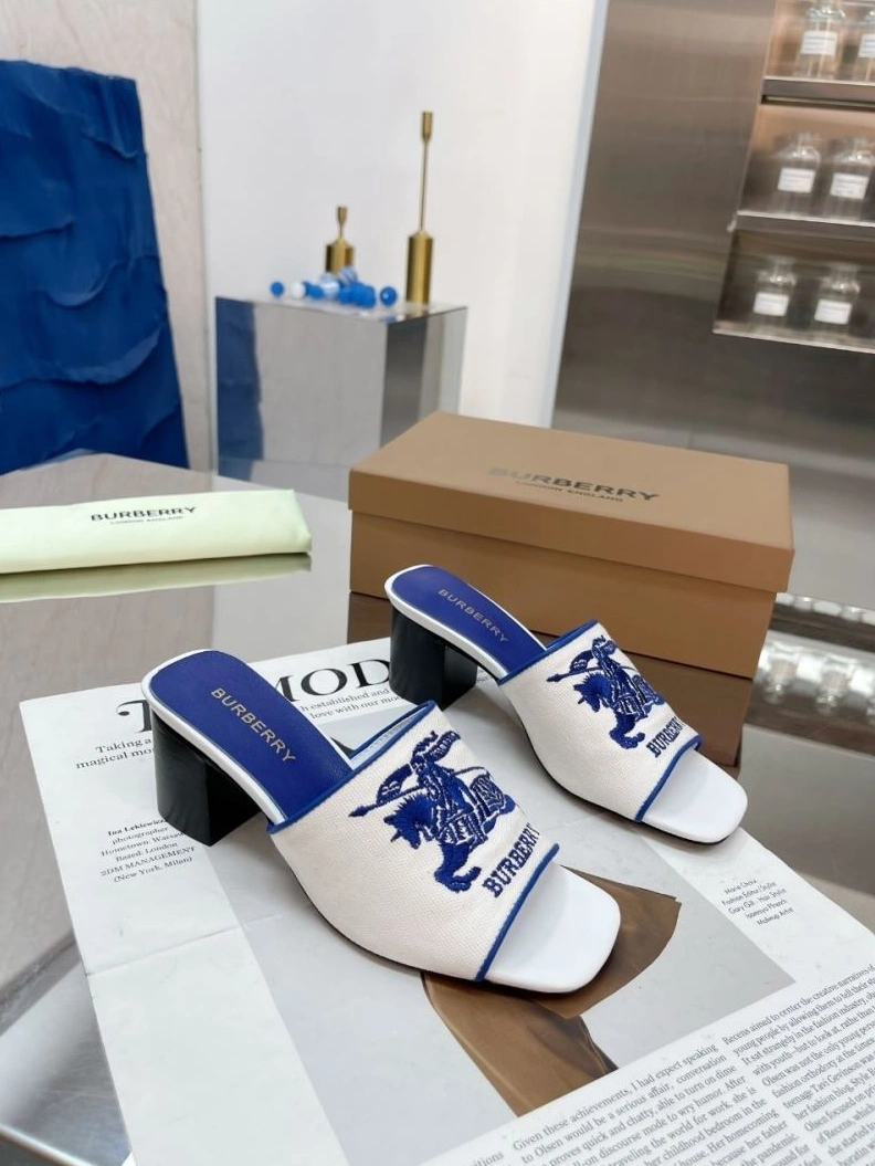UrbanStyle Bxrbxrry Slippers 114932