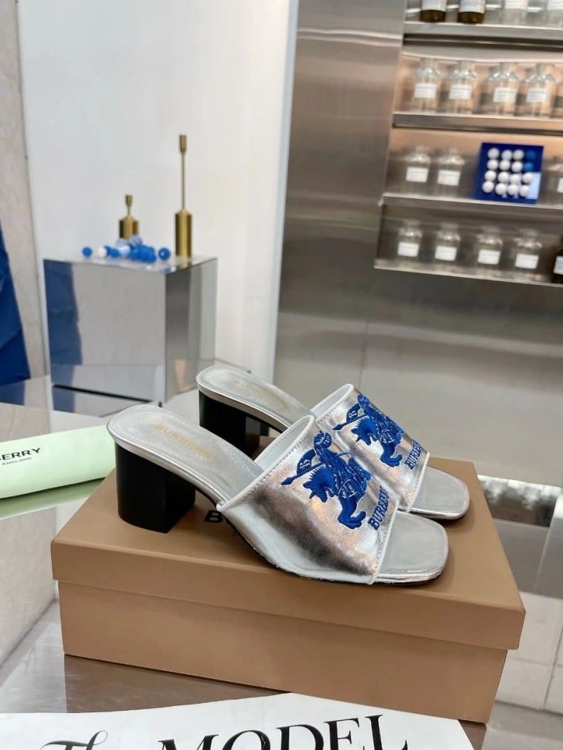 HighQuality Bxrbxrry Slippers 114928