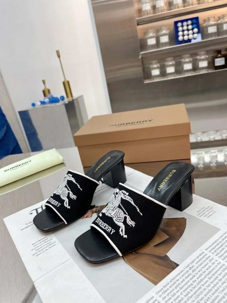 Bxrbxrry Slippers GoodFit 114921
