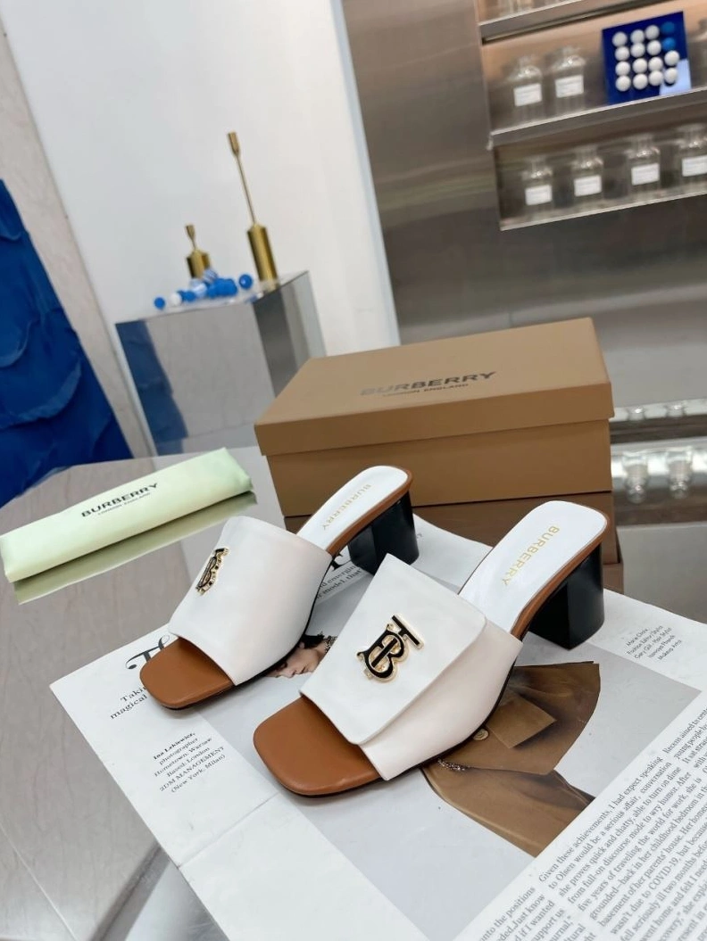 Breathable Bxrbxrry Slippers 114933