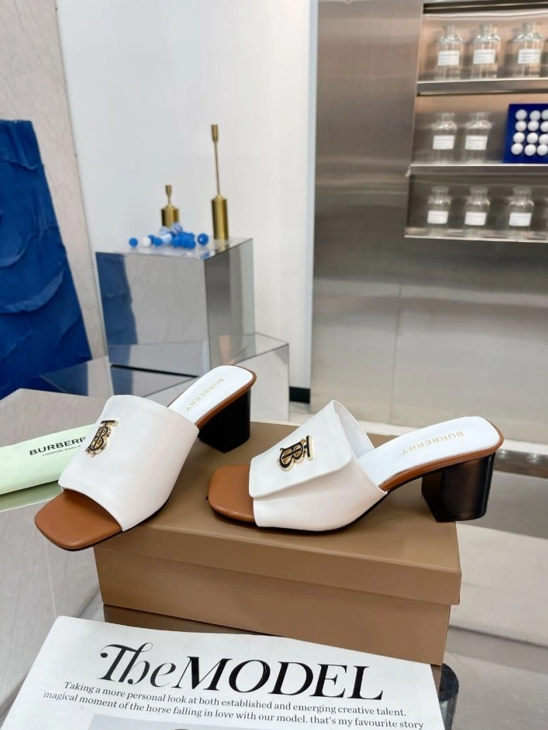 Breathable Bxrbxrry Slippers 114933