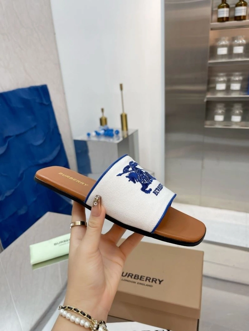 Bold Bxrbxrry Slippers 114913