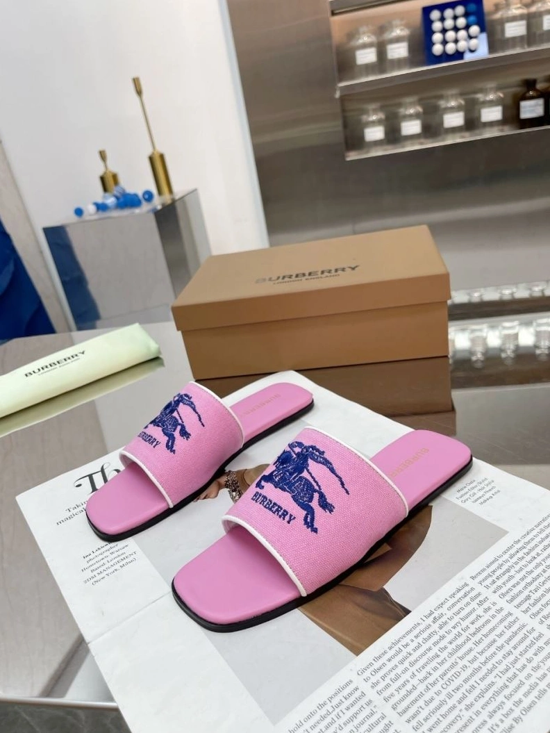 Bxrbxrry Slippers Resilient 114909