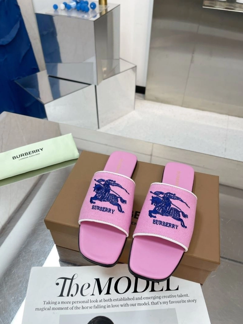 Bxrbxrry Slippers Resilient 114909