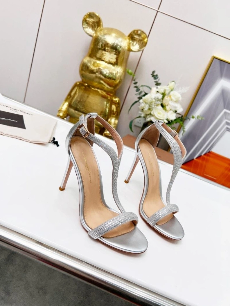 GoodFit Othxr High Heels 213209