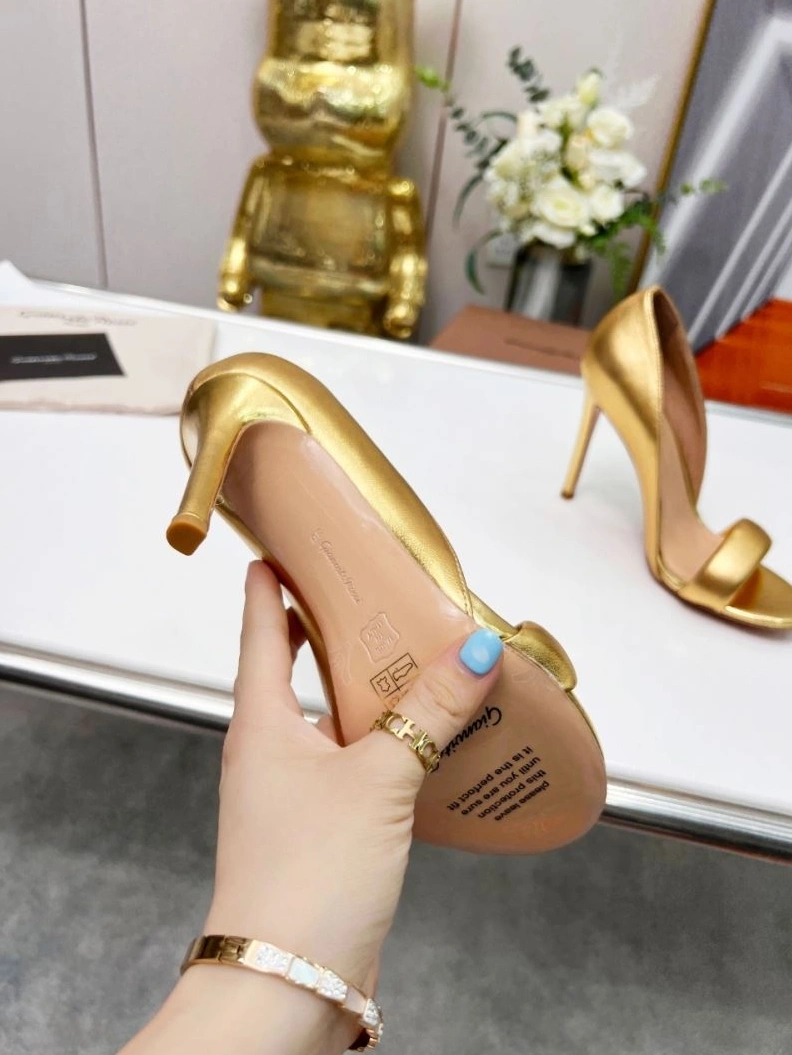 Trendsetting Othxr High Heels 213170