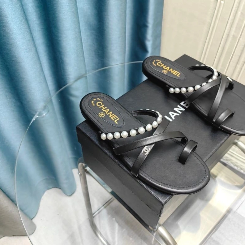Chxnxl Slippers WellDesigned 122411