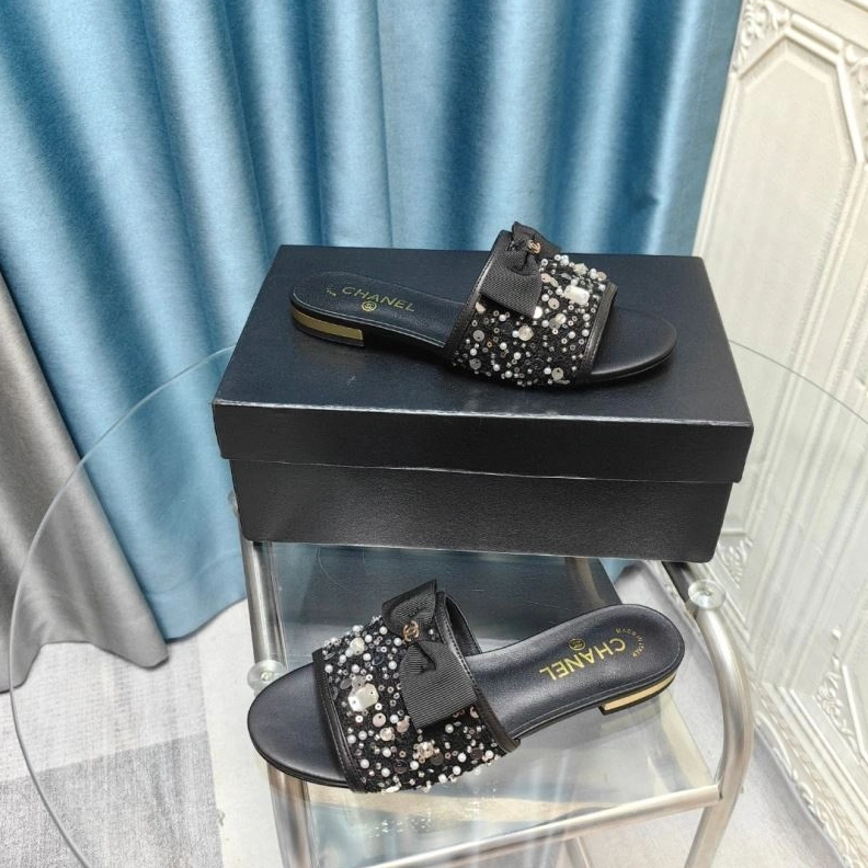 UrbanStyle Chxnxl Slippers 122396