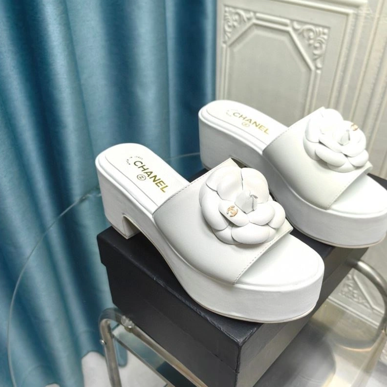 Cozy Chxnxl Slippers 122393
