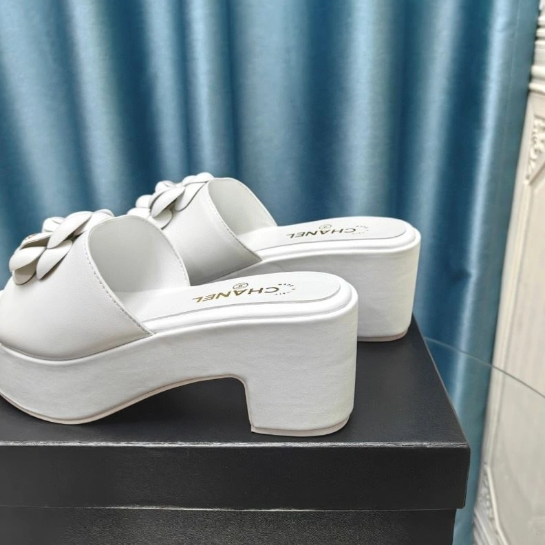 Cozy Chxnxl Slippers 122393