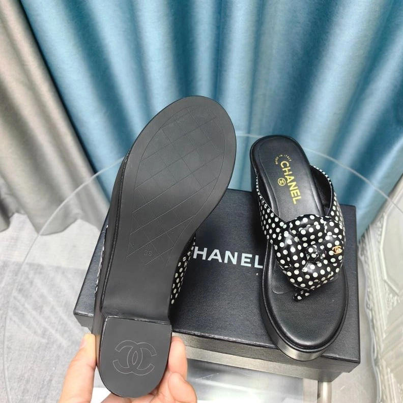 Chxnxl Slippers Functional 122392