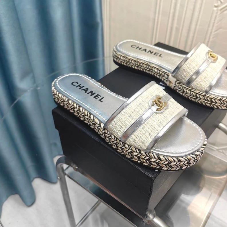 Chxnxl Slippers Functional 122386