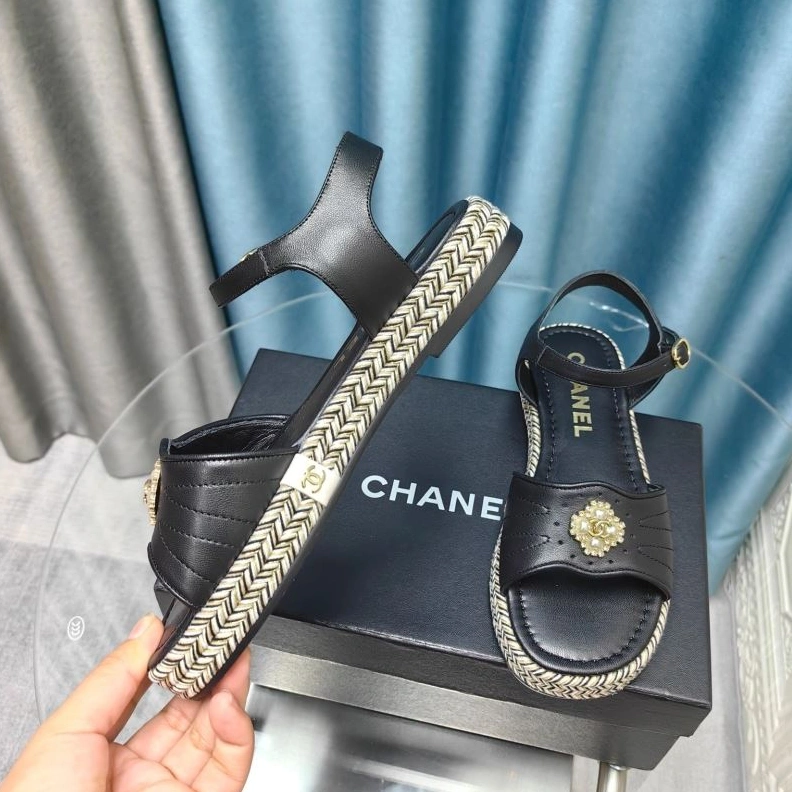 Sleek Chxnxl Sandals 122829