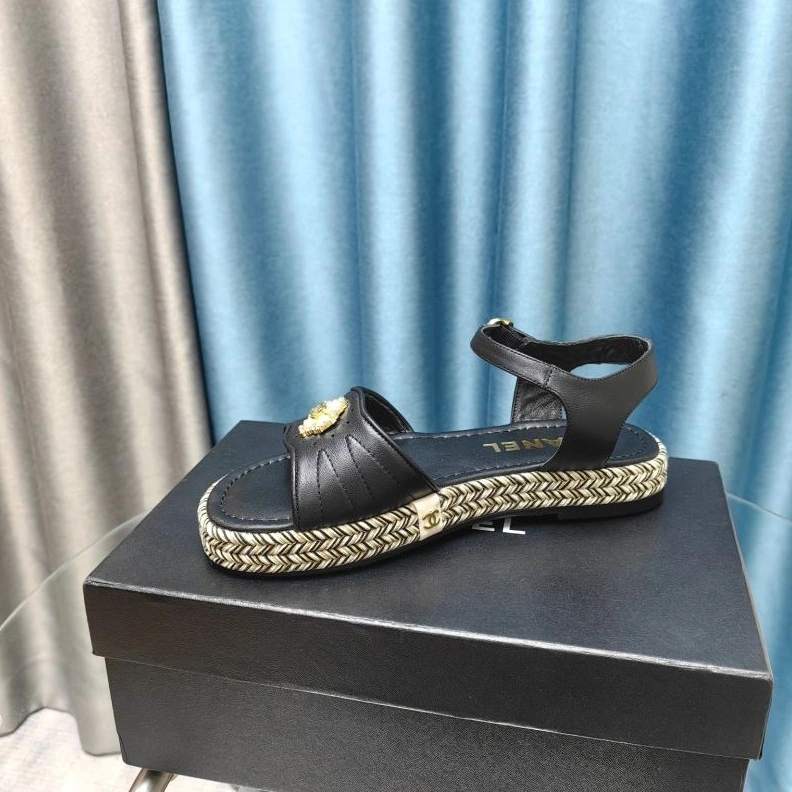 Sleek Chxnxl Sandals 122829