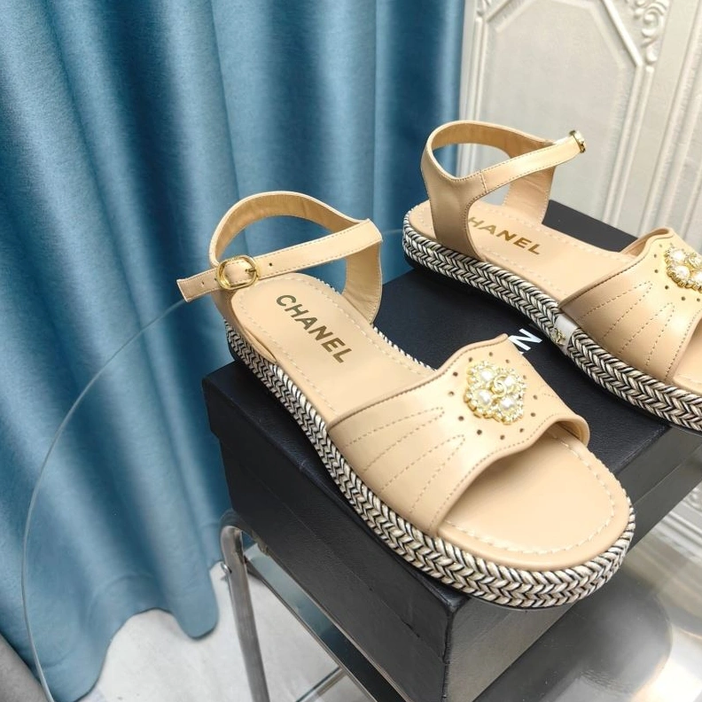 EyeCatching Chxnxl Sandals 122816