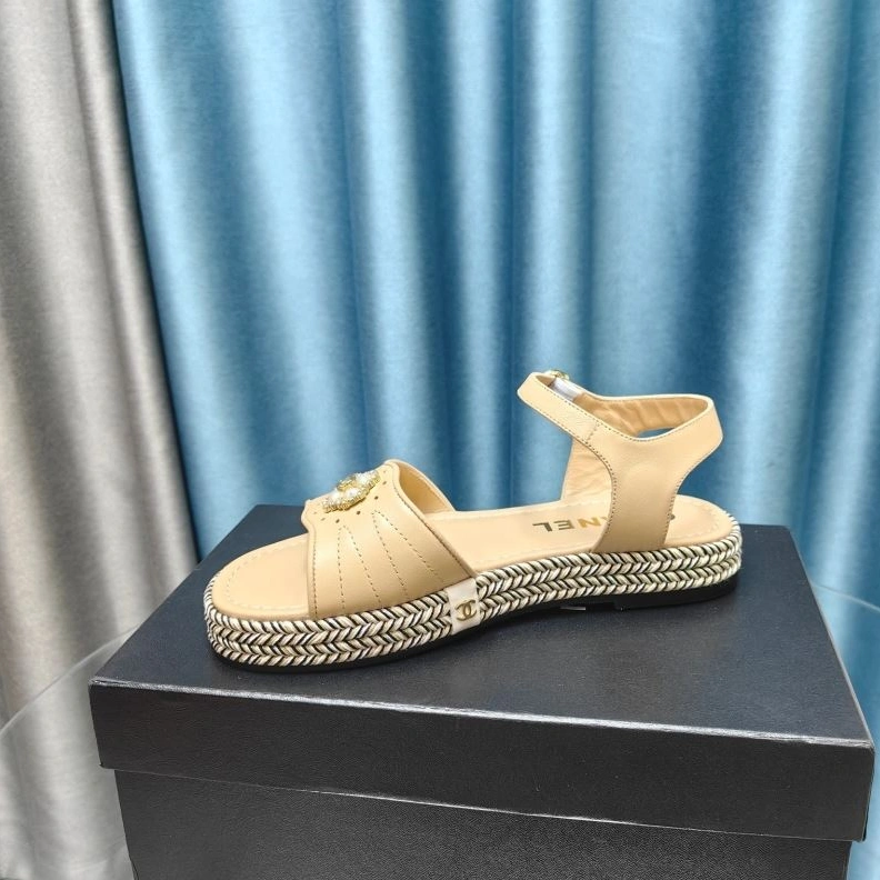 EyeCatching Chxnxl Sandals 122816