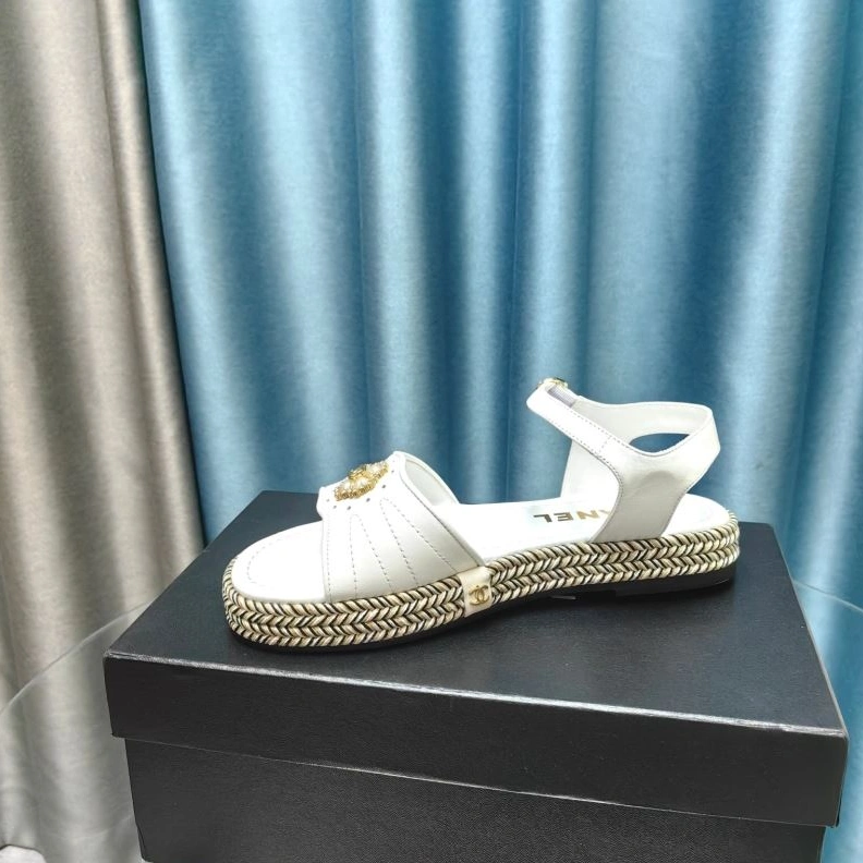 Compact Chxnxl Sandals 122815