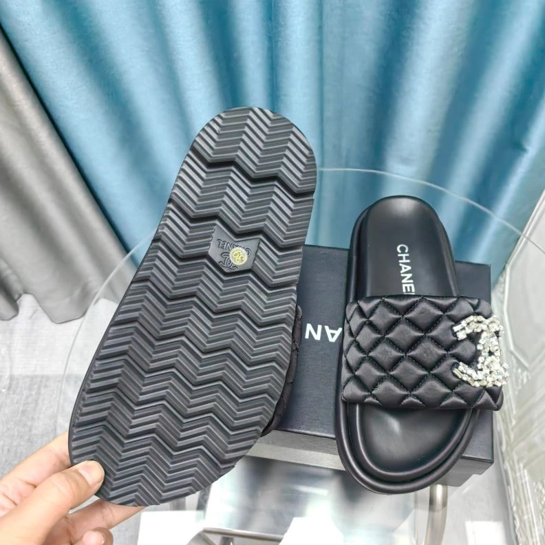 BestValue Chxnxl Slippers 122381