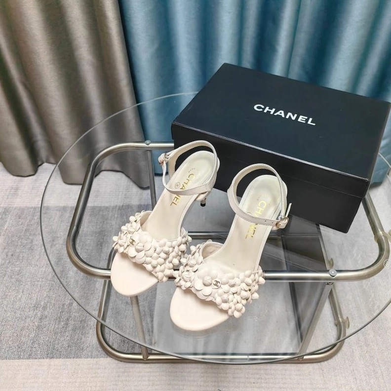 Resilient Chxnxl Sandals 122810