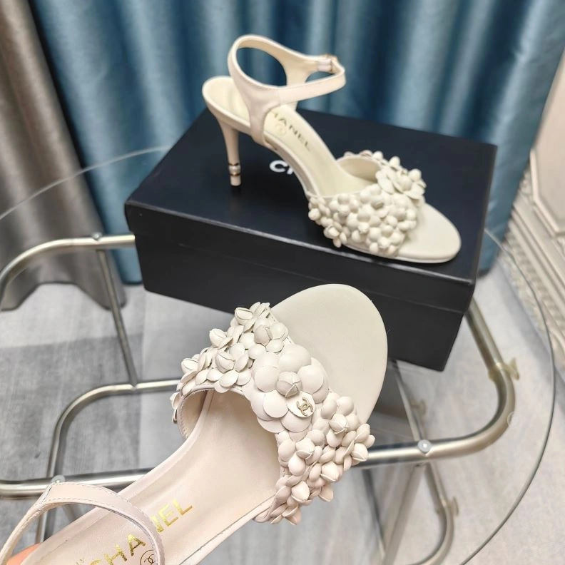 Resilient Chxnxl Sandals 122810