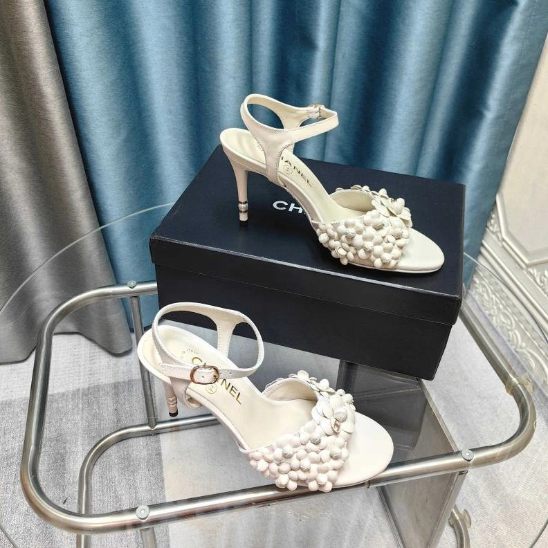 Resilient Chxnxl Sandals 122810